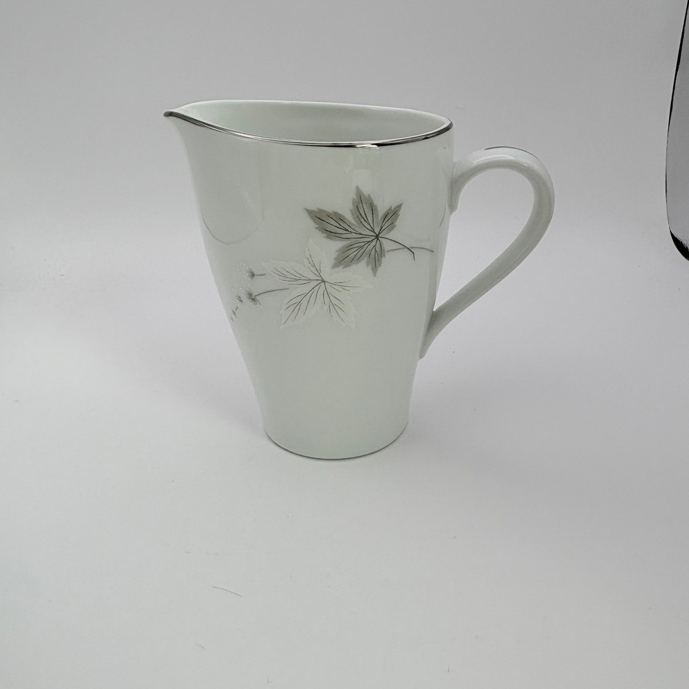 Mikasa Silver Maple Creamer White Silver Trim 4" Tall 8oz Japan Narumi